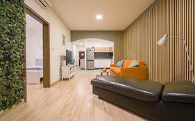 Vesna Convenient Apartment